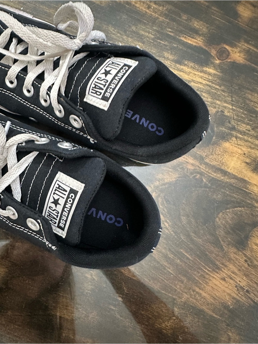 Converse - Picture 4 of 4